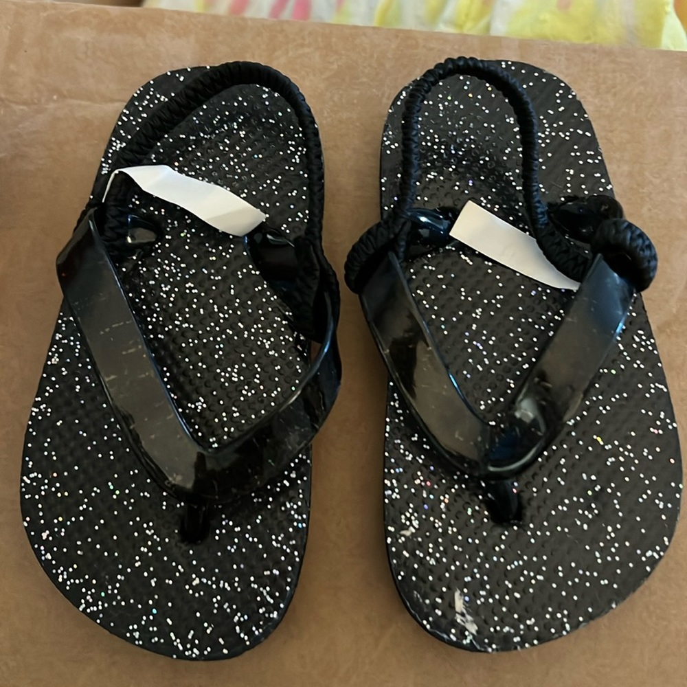 Children’s place slingback sandals size 6/7